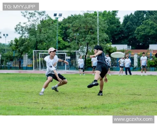 杭州飞盘队创下耐力新纪录引发热议全城飞盘热潮再度升温