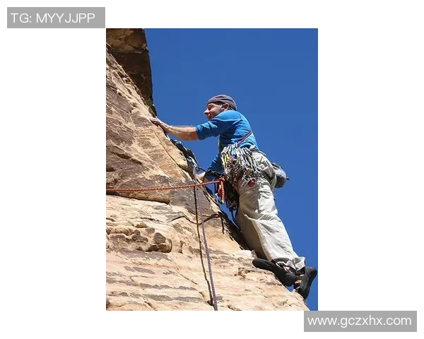 广州攀岩队心理素质提升之路与热议攀岩的深层影响分析